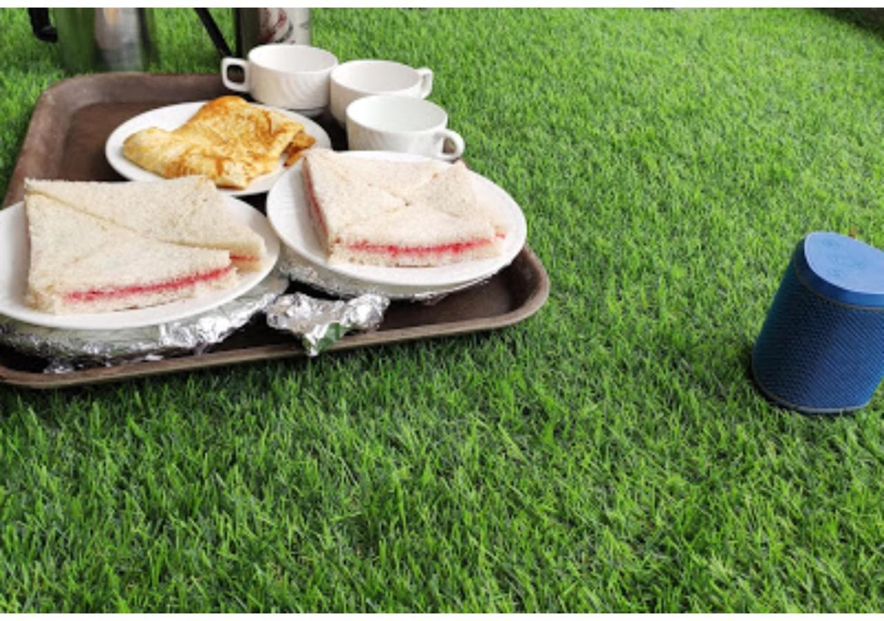 Hotel Country Resort Khajjiar Ngoại thất bức ảnh